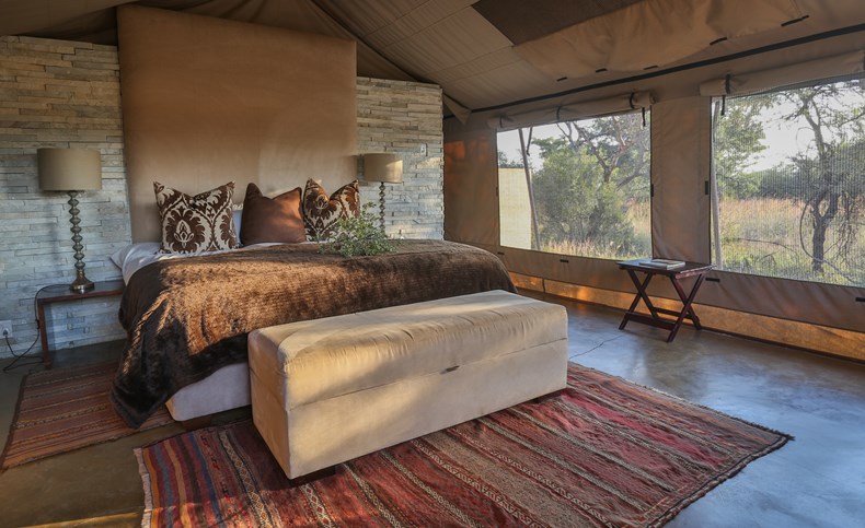 Safari Plains - Luxury Tent.jpg