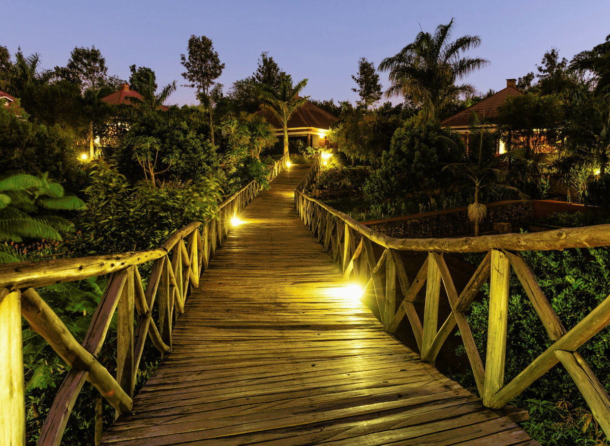 Marera view brige and garden.jpg