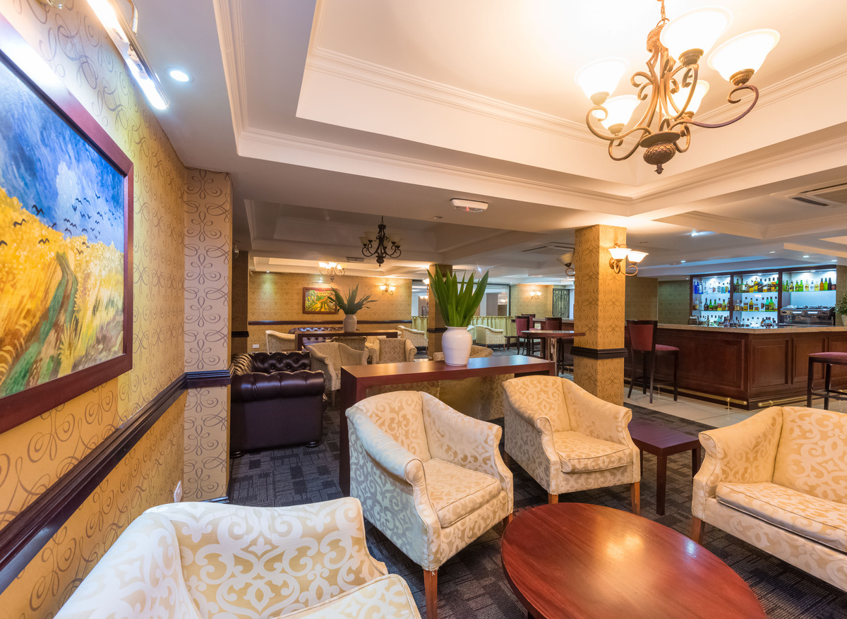 Sunbird Capital - Vincents Lounge