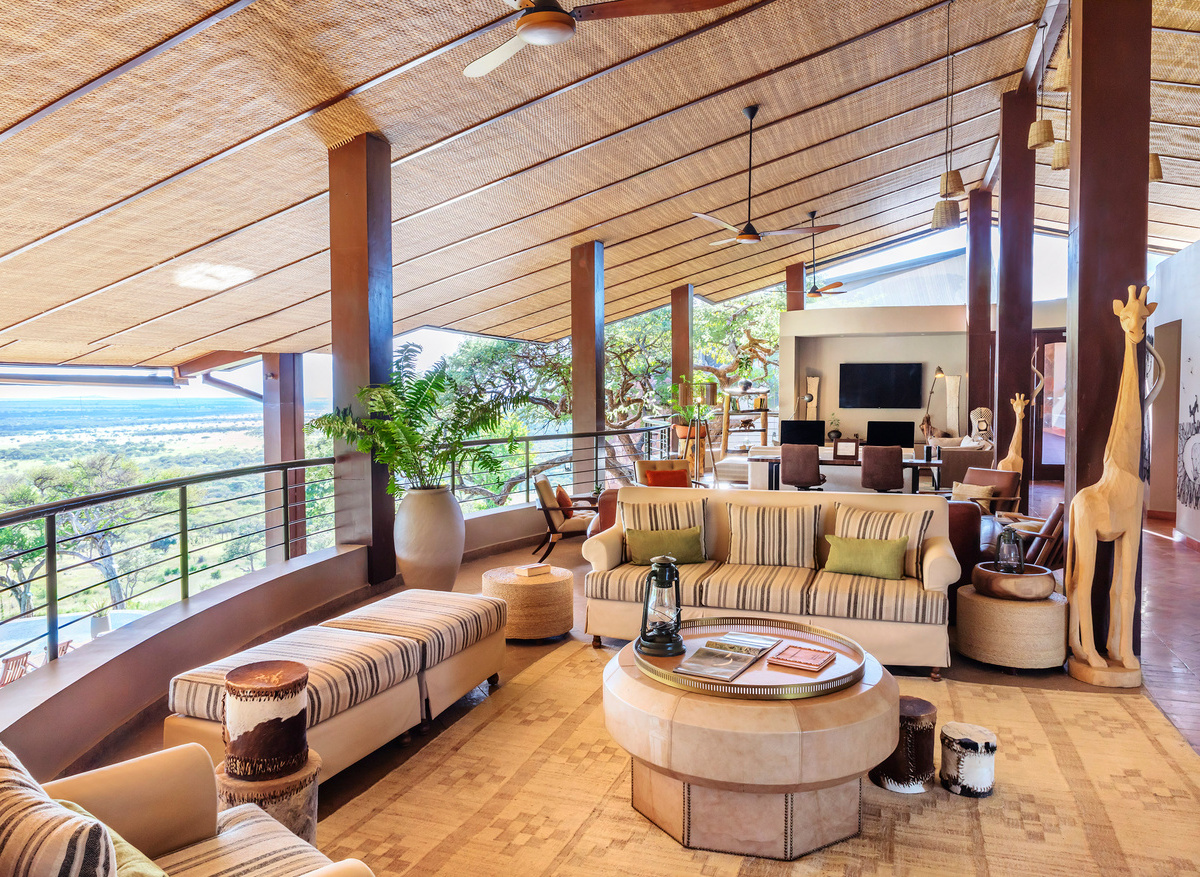 SerengetiLodge_MeliaCollection-Lobby.jpg