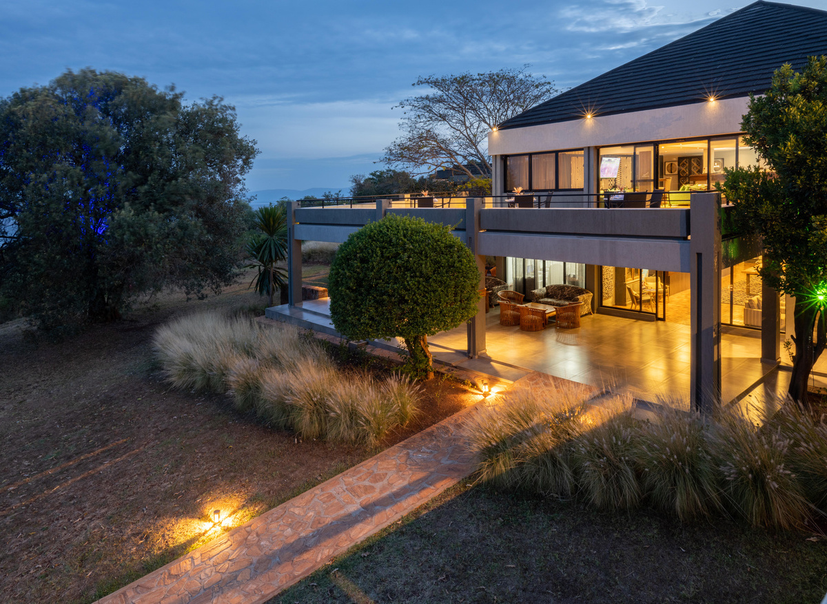 Akagera Game Lodge - Terrasse upstairs - 129.jpg