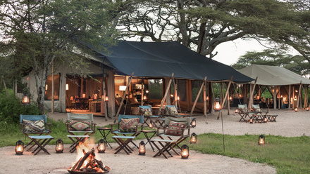 Songa+Tented+Camp+-+boma+area+in+the+evening+%281%29.jpg
