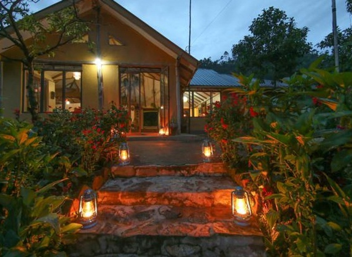Gorilla safari Lodge - Exterior.jpg