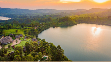 CraterSafariLodge_web_013.jpg