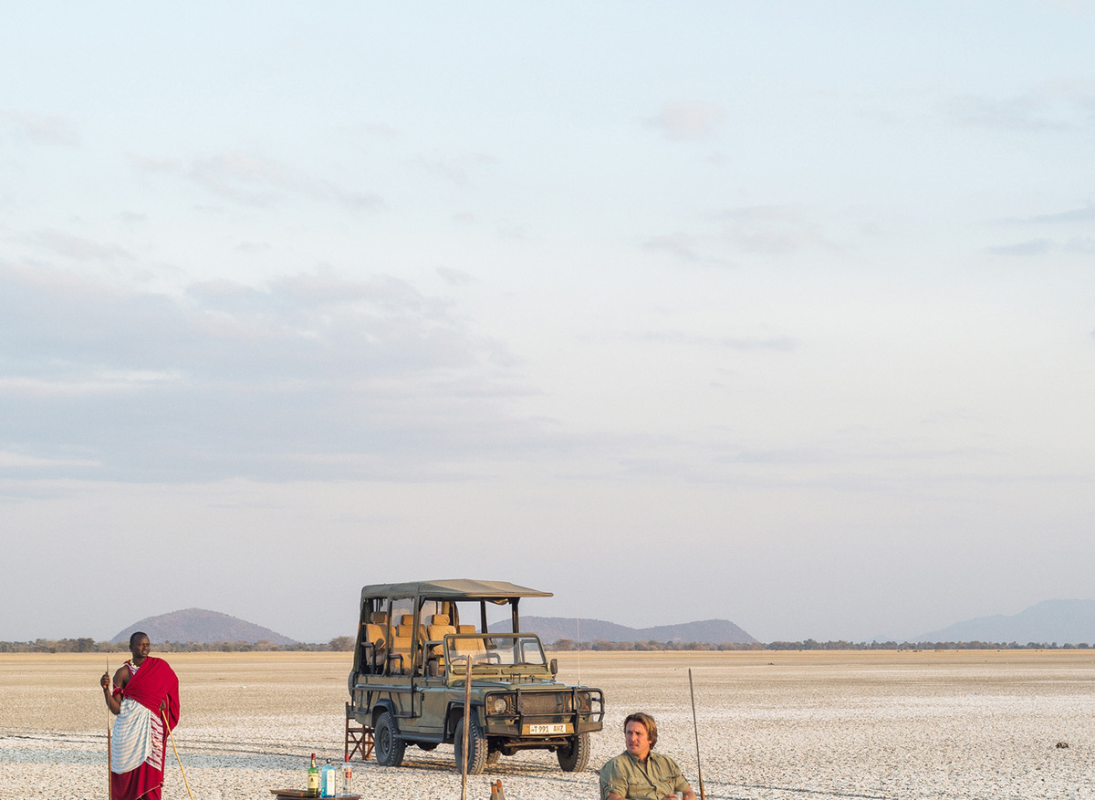 Chem-Chem-Lodge-Slow-Safari-Tanzania-Couple-Landscape-Experience-Maasai-Sunset-Lake-Manyara.jpg