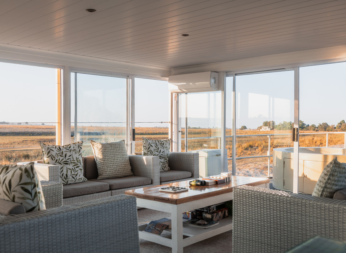 Chobe Princess_Lounge-340.jpg