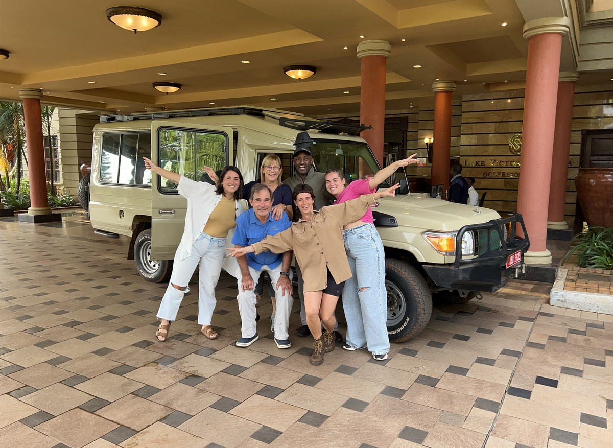 Family Travels to Uganda 