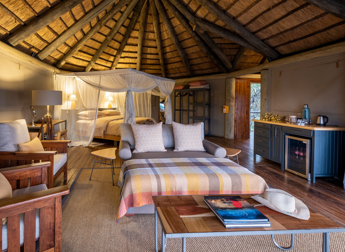 DELUXE FULL INTERIOR.jpg