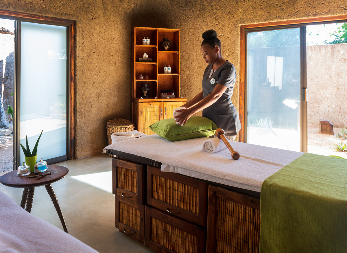 Amani Spa @ Earth Lodge.jpg