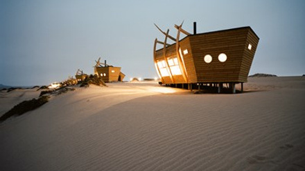 20Shipwreck Lodge - Accommodation - Rooms at night.jpg