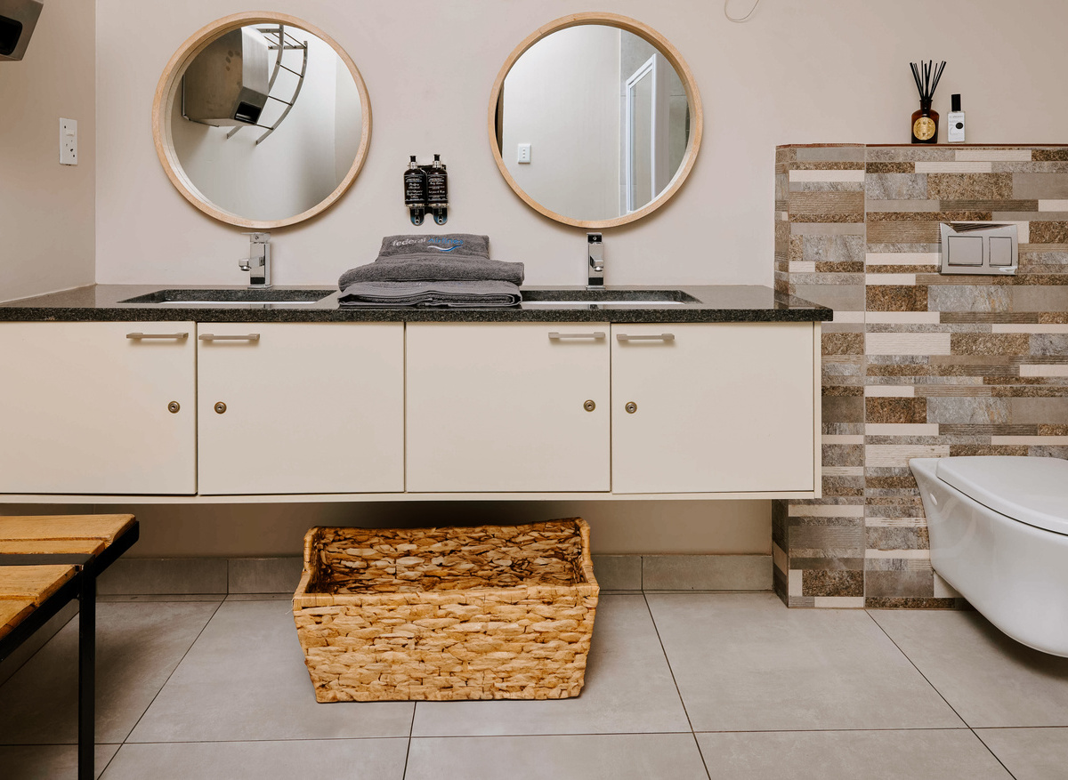 Shower/ Bathroom Facilities 