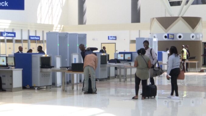 Zimbabwes-Robert-Mugabe-International-Airport-678x381.jpg