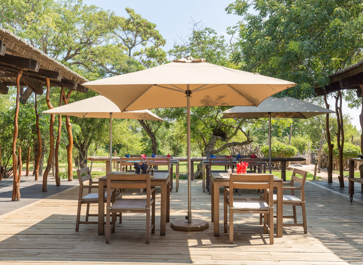 Breakfast/Lunch deck