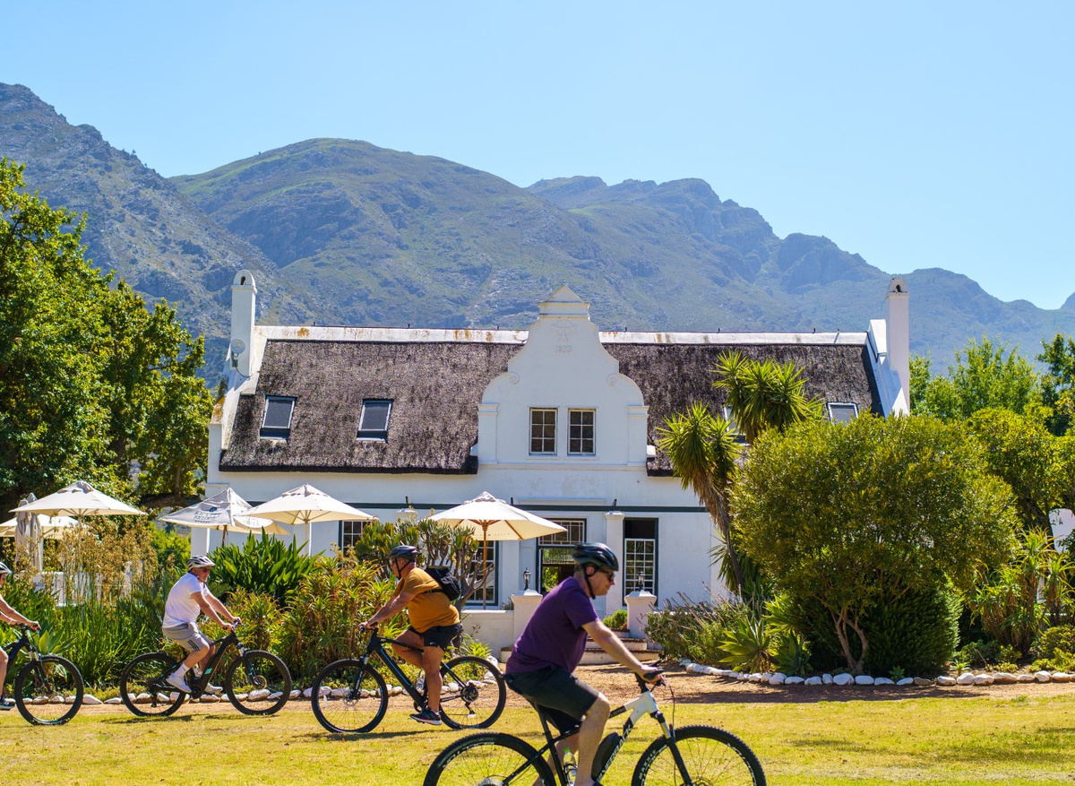 Bikes 'n Wines - Winelands Tours 4.jpg