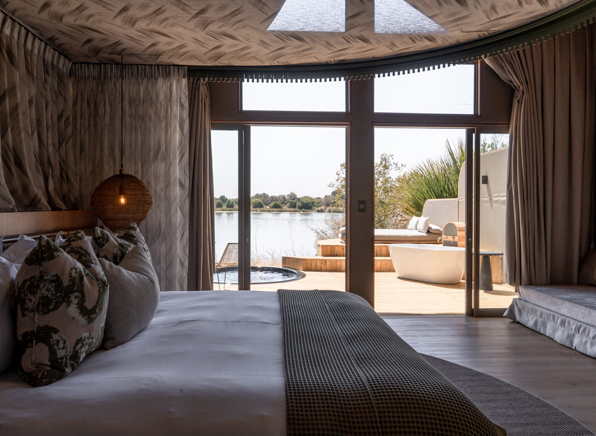 Malachite Tented Suite Room