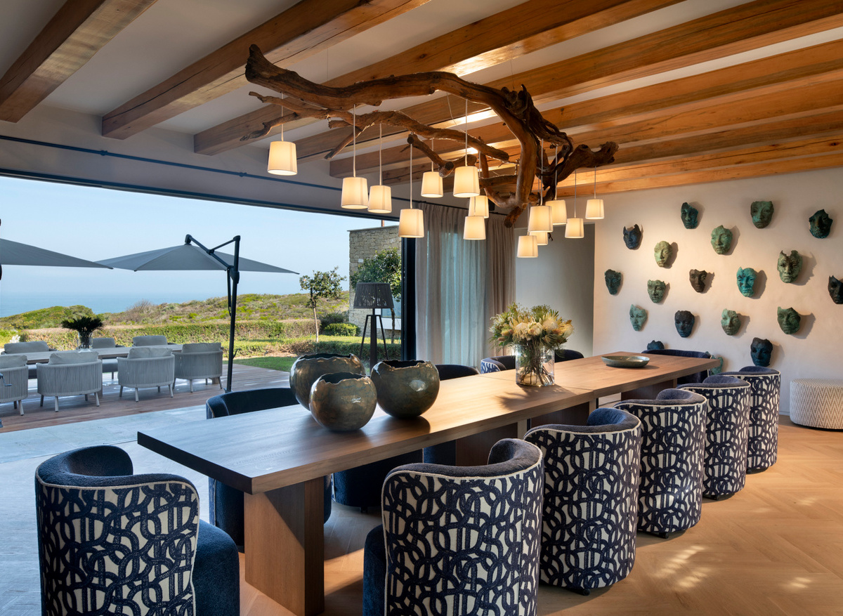 Morukuru Ocean House - Dining Room.JPG
