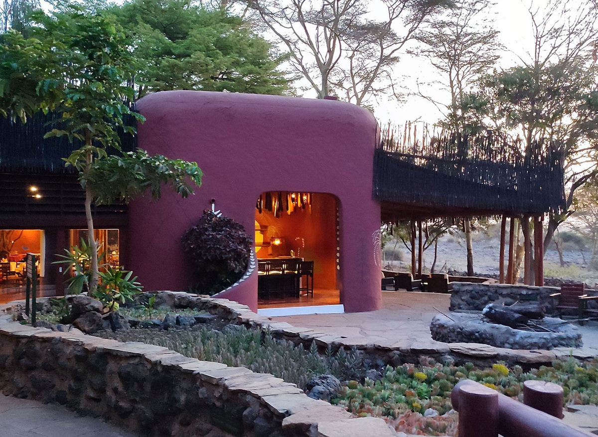 Amboseli Serena 1.jpg