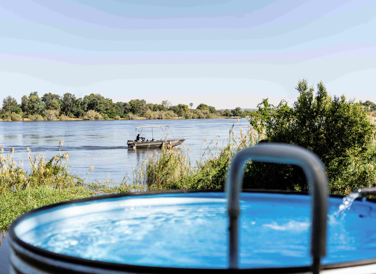 Mukwa Suite Plunge Pool.jpg