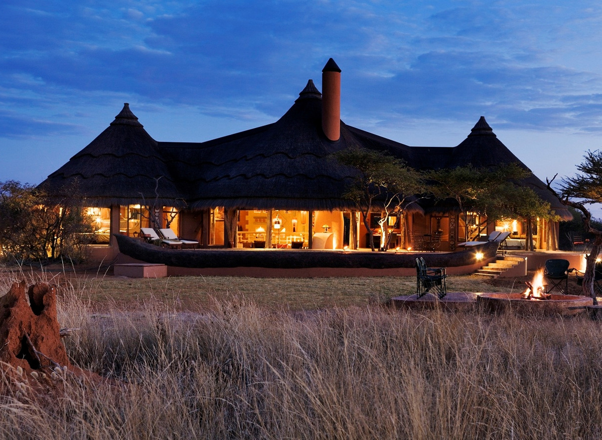 Okonjima Bush Suite (5).jpg