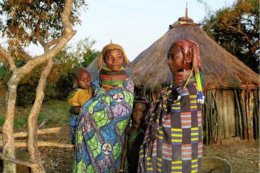 Muila tribe (2) - Credit Robert Haidinger, Copyright Angola Tourism Board @ Kleber Group (1).jpg