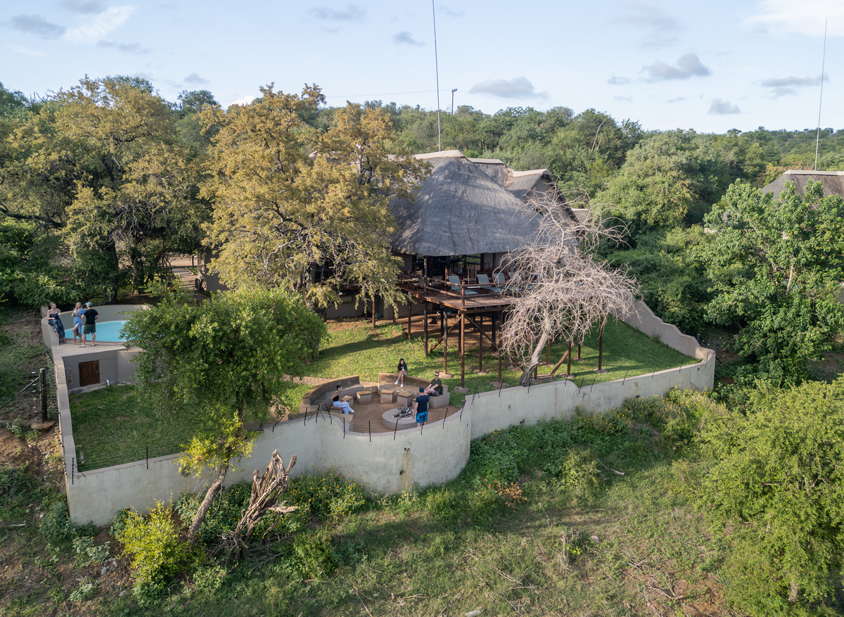 Olifant Villa Suite I Exterior 1.jpg