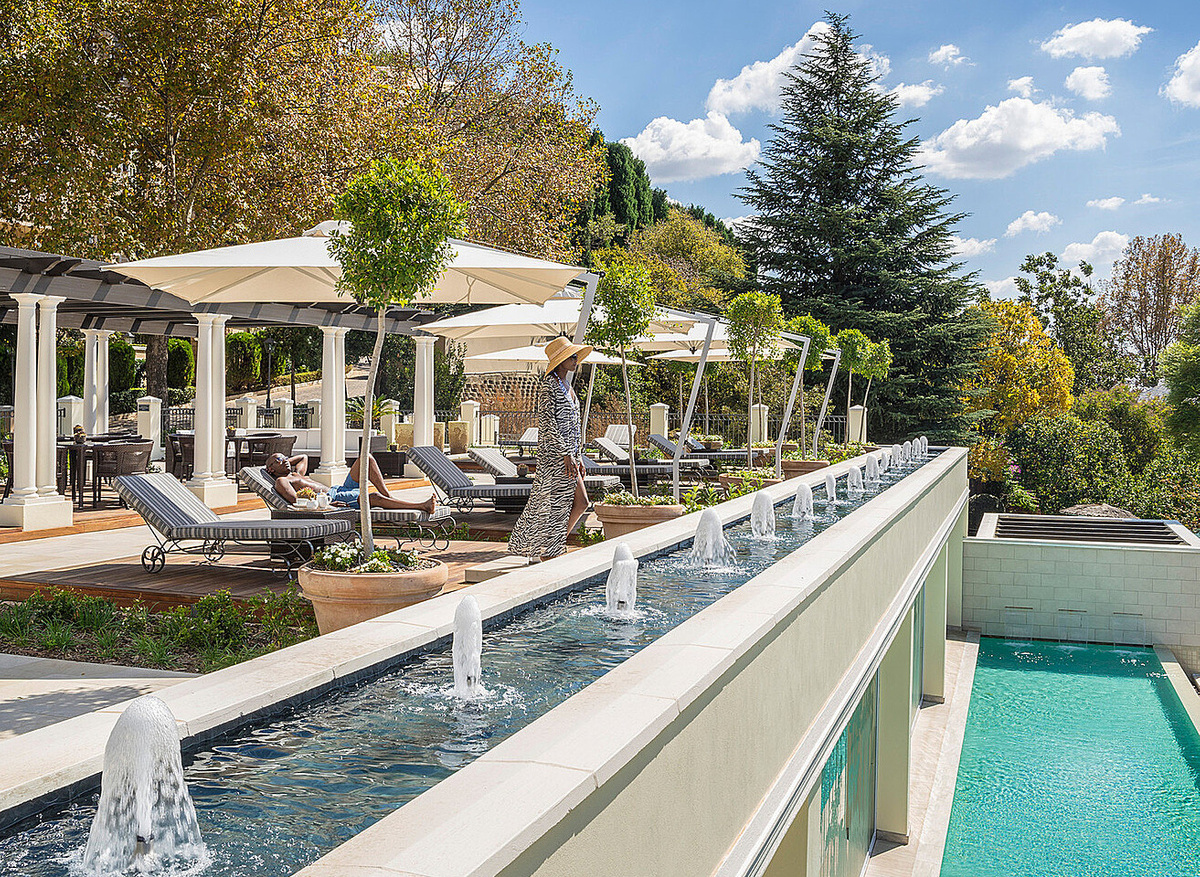 A3BD131E-FE9F-45B8-9EA7E4873F54477C_23