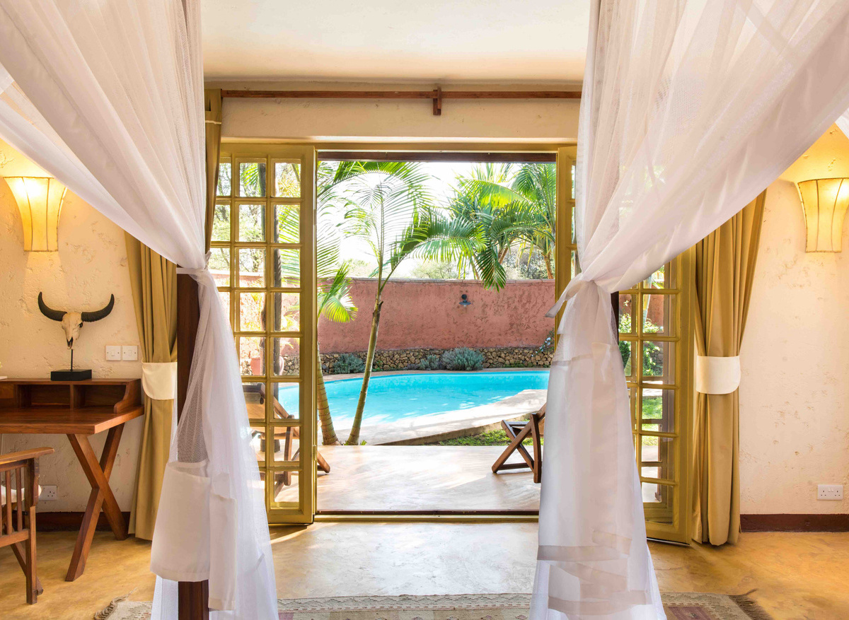 VILLA B32  VIEW TWIN ROOM.jpeg