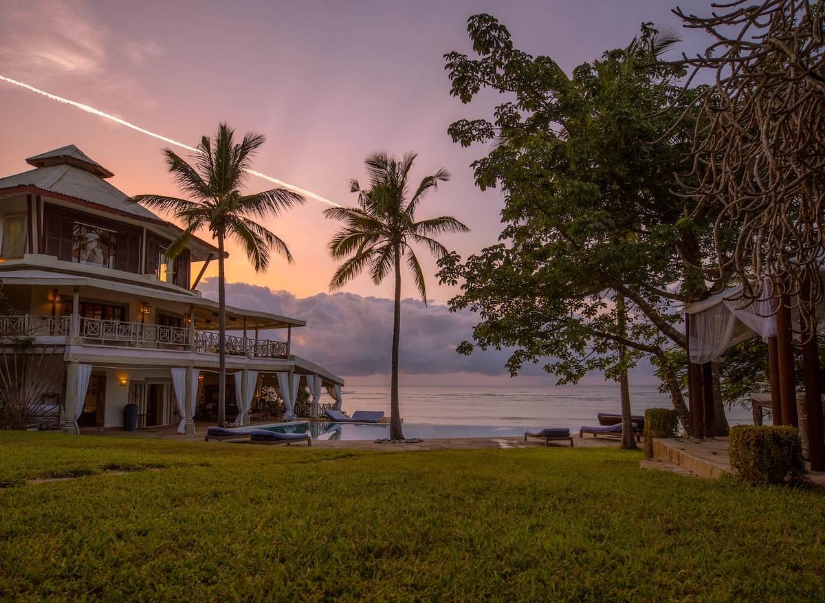 SunriseCliff copy.jpg