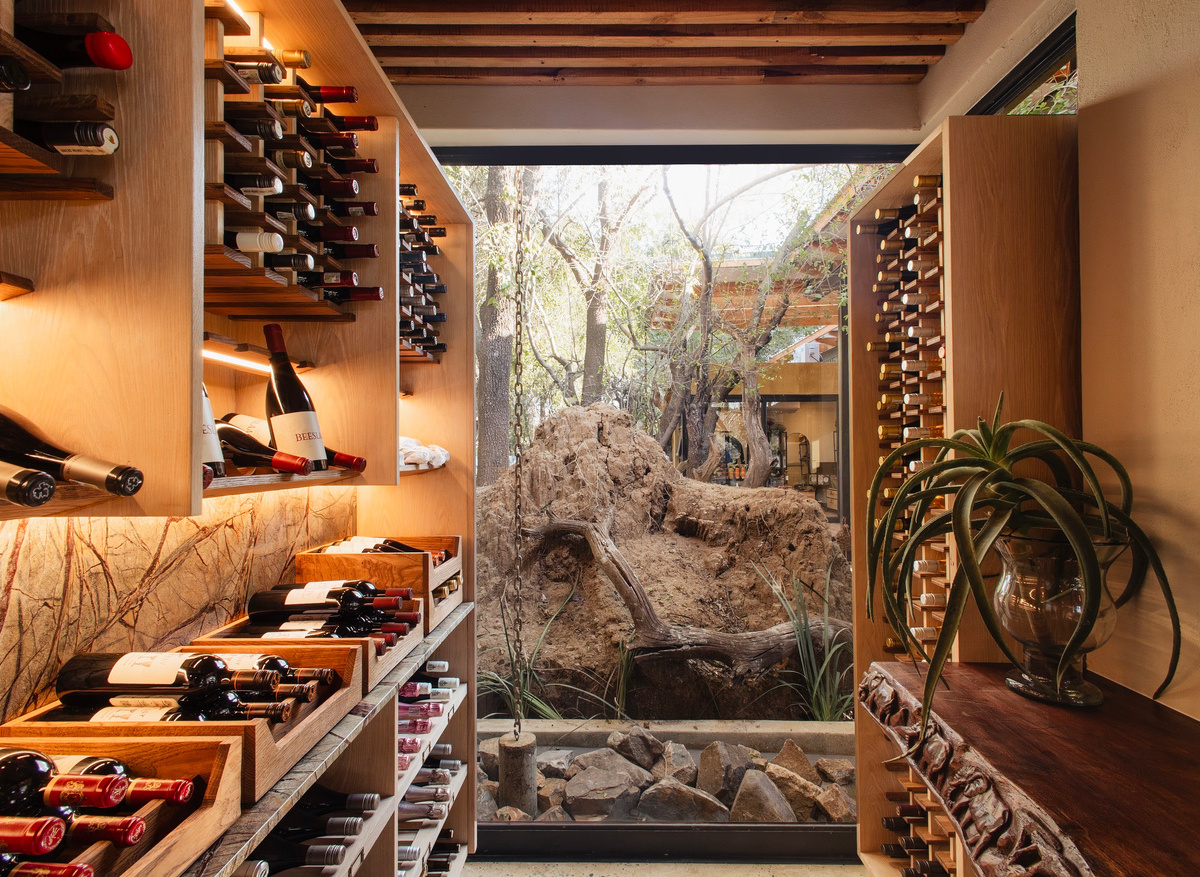 Jaci's Main Lodge _ Jans Wine Cellar.JPG