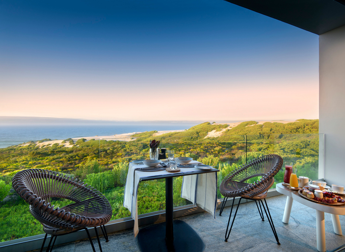 Morukuru Beach Lodge - room service breakfast.JPG