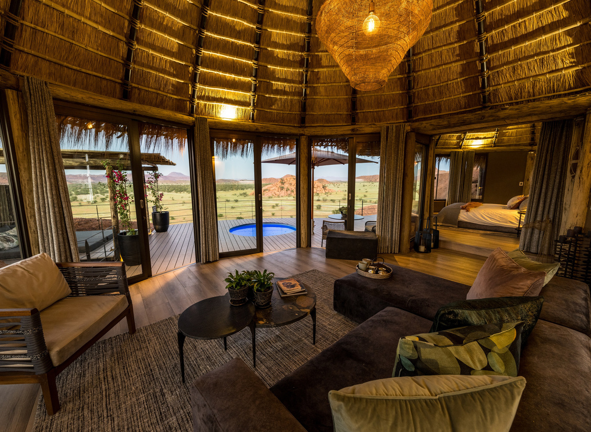 Camp Kipwe Luxury Suite Lounge & View