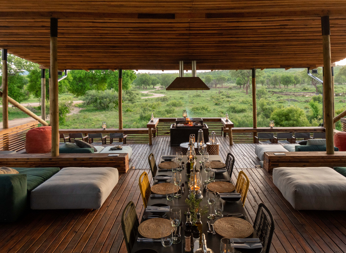 Thutlwa Deck at Jaci's Private Lodge