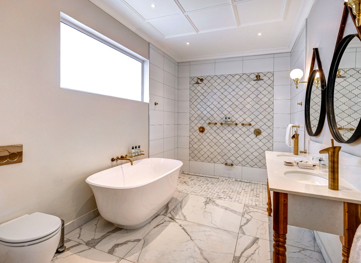 Presidential Suite Bathroom