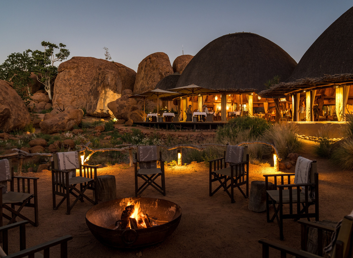 Mowani Mountain Camp Boma & Dining Area