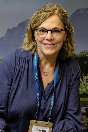 Michelle Hollis Portrait.png