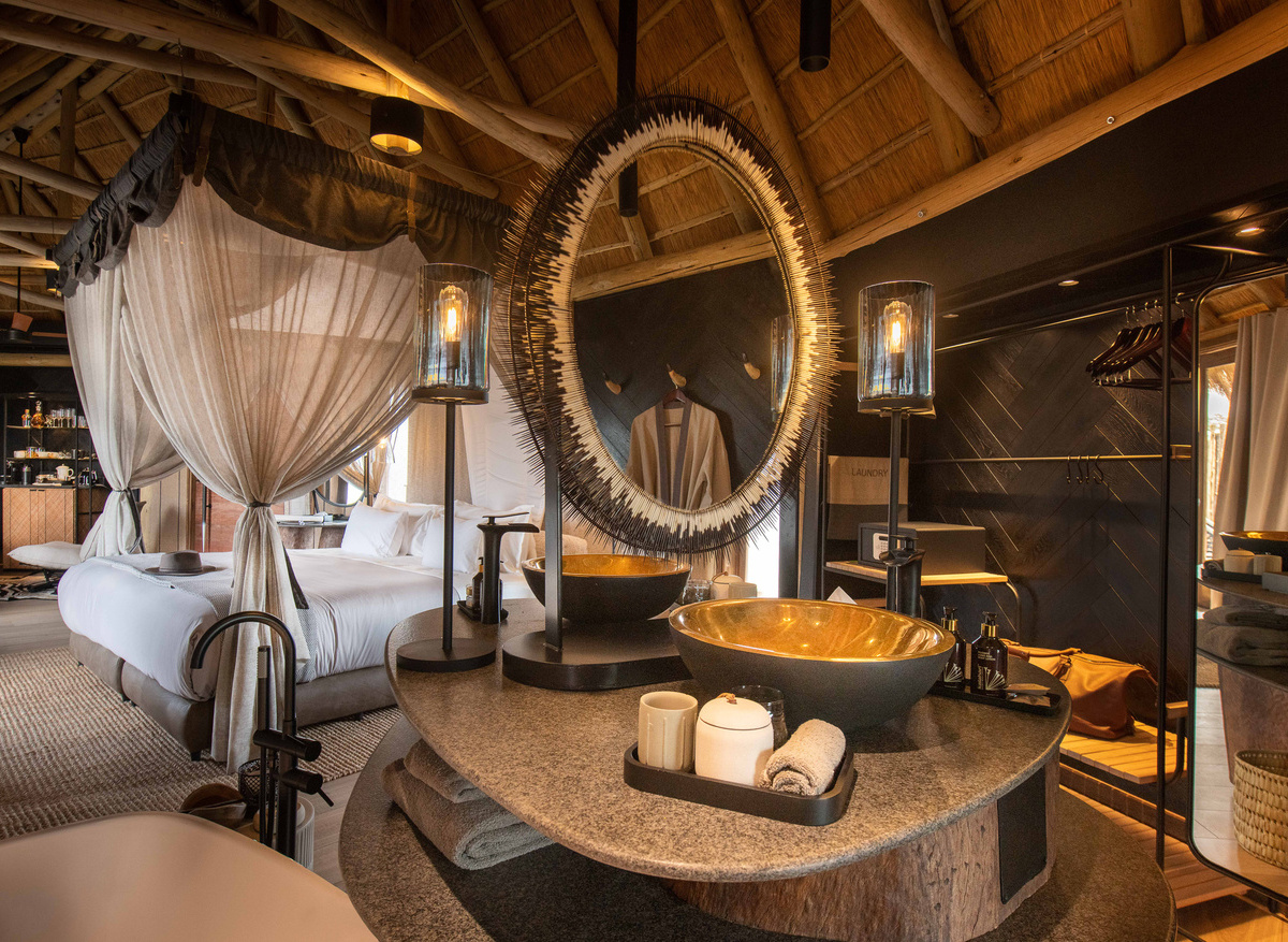 Onguma Camp Kala Room Interior2.jpg