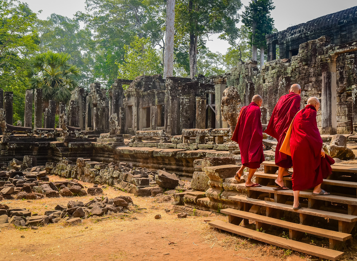 Buddhist Monks Bayon Temple Angkor Wat Siem Reap Cambodia.jpg