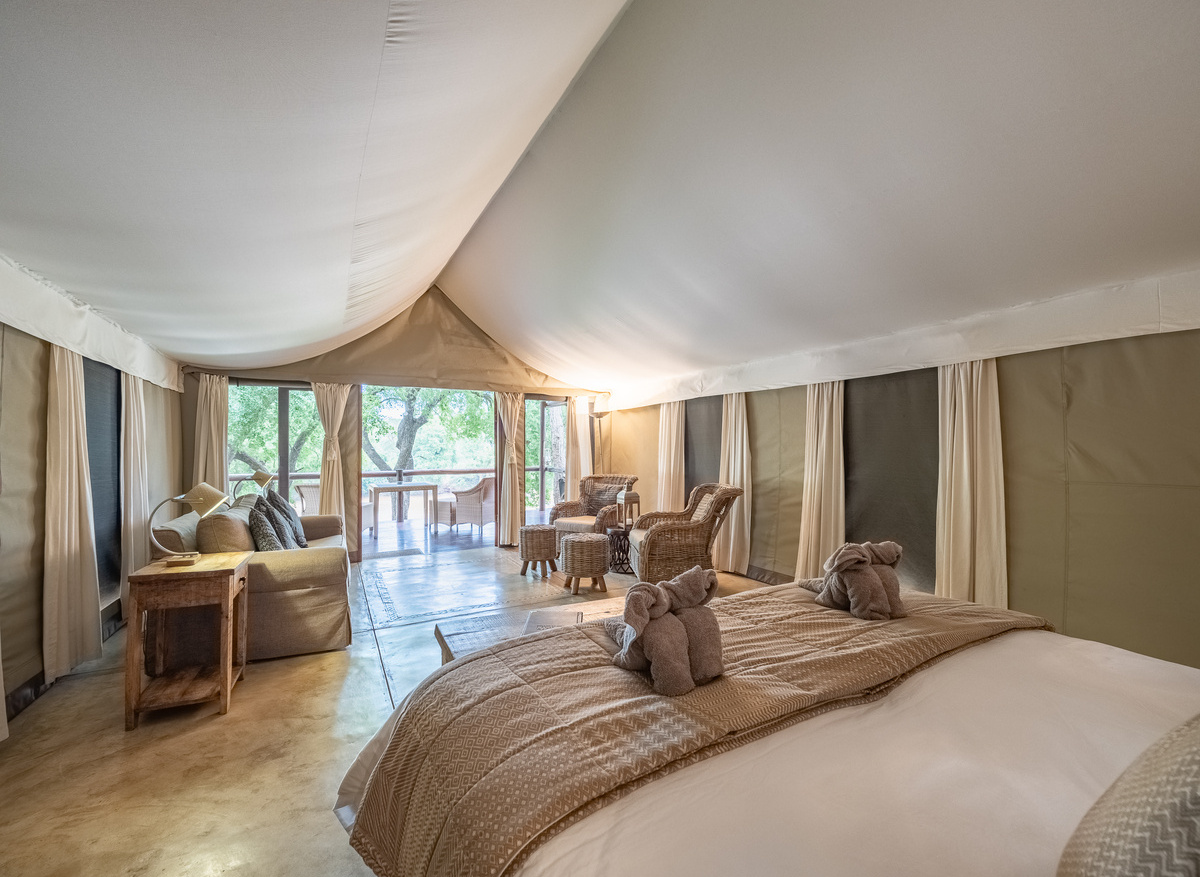 Luxury Rhino Tent 3.jpg