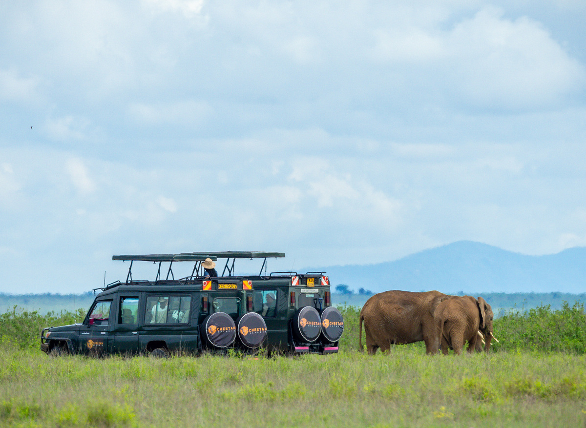 Cheetah Safaris guests in Amboseli