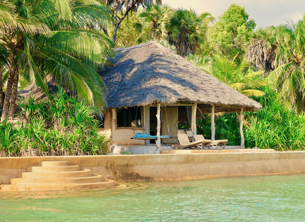 Manda Bay Beachfront Room