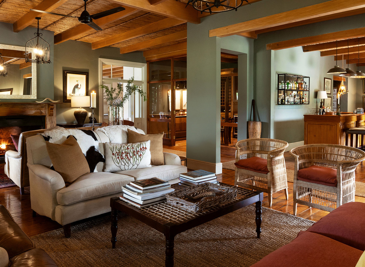 Living room at Karoo Lodge, Samara
