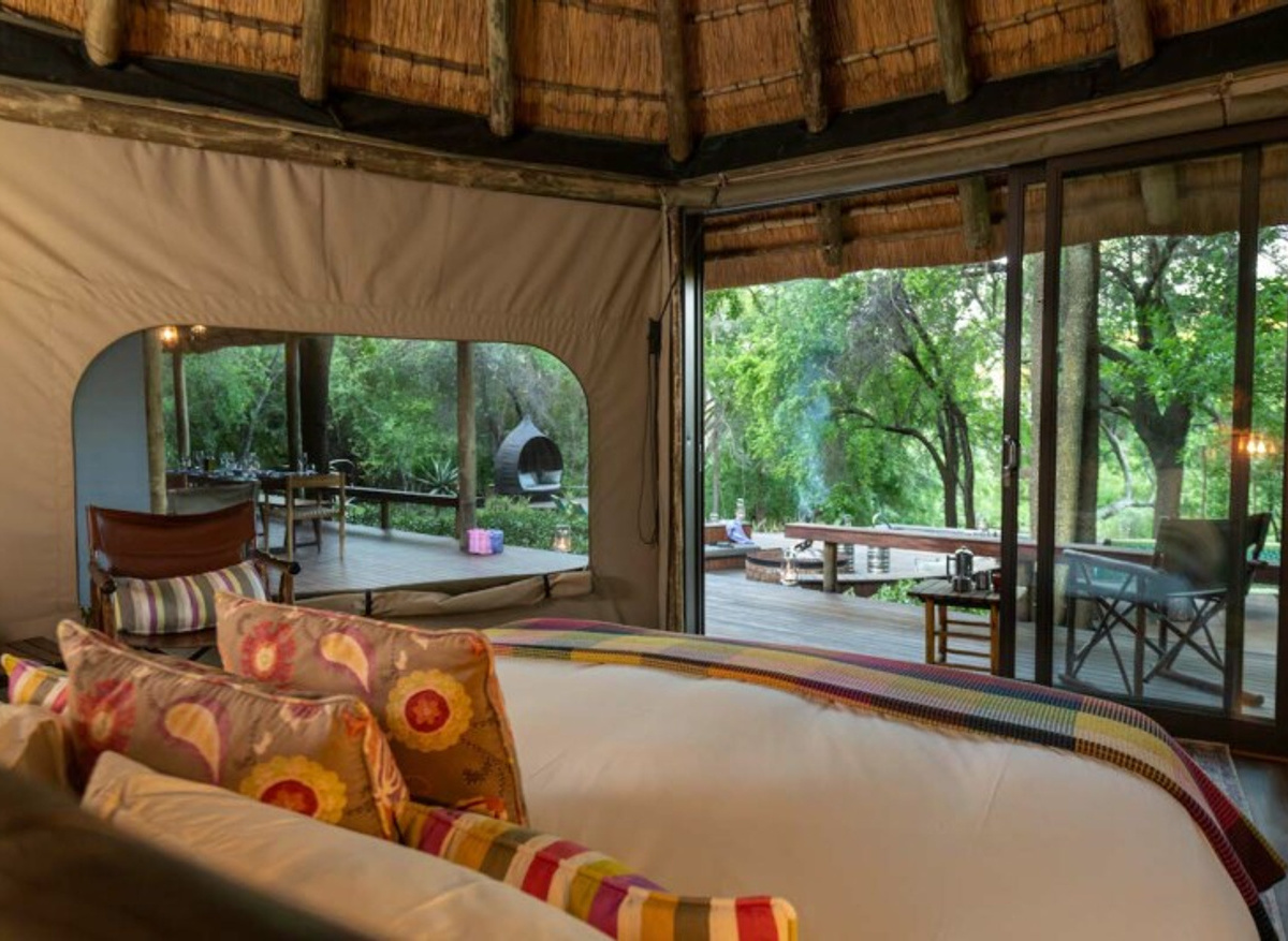 Safari Lodge Safari Suite Master Bedroom.jpeg