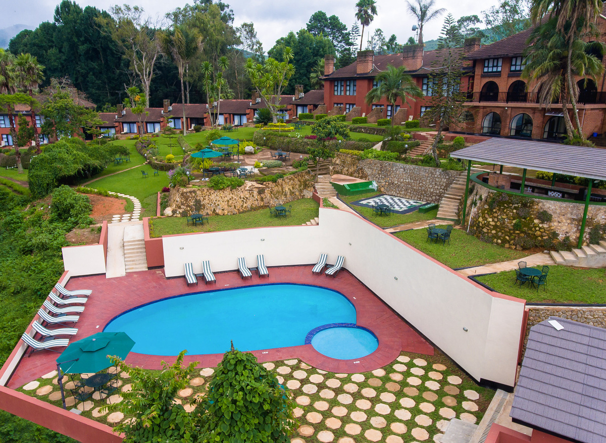 Sunbird Kuchawe - Heated Pool & Gardens