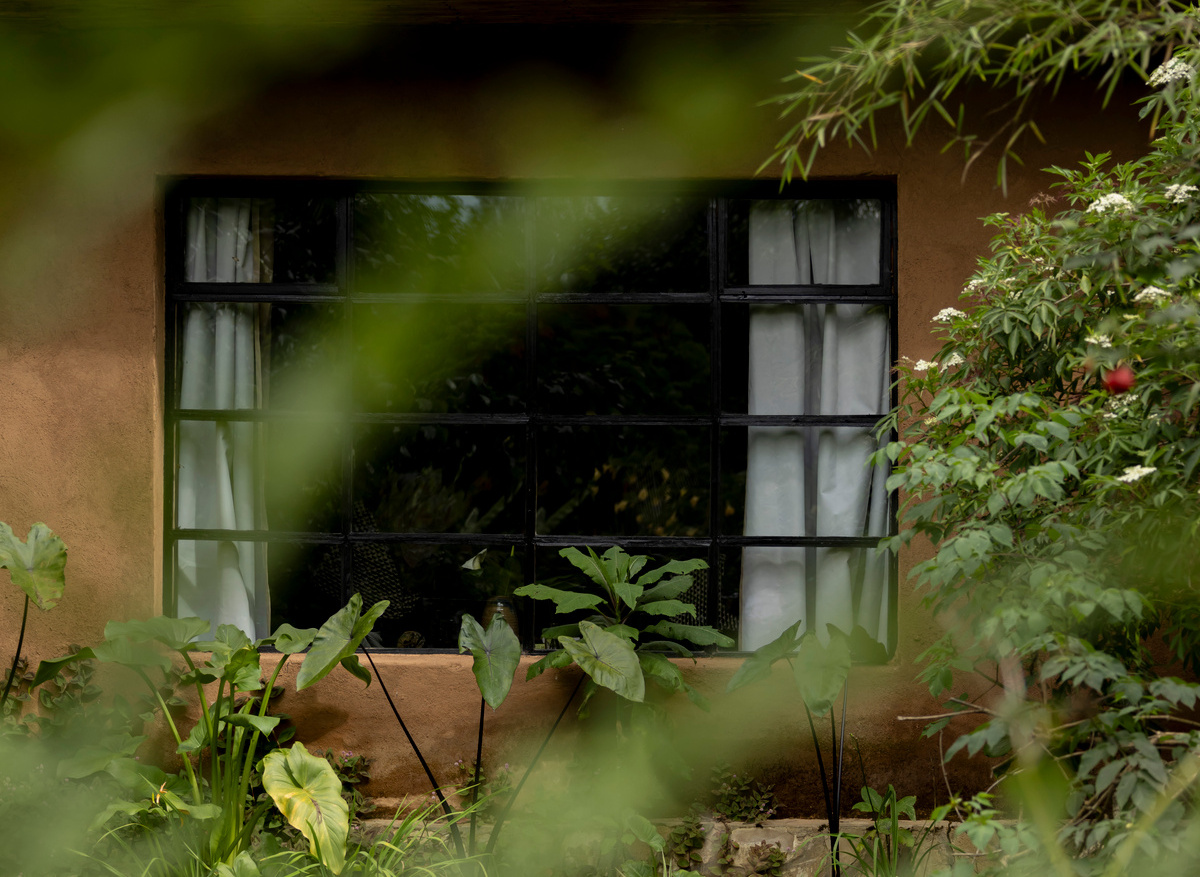 Sambora_Kwitonda room