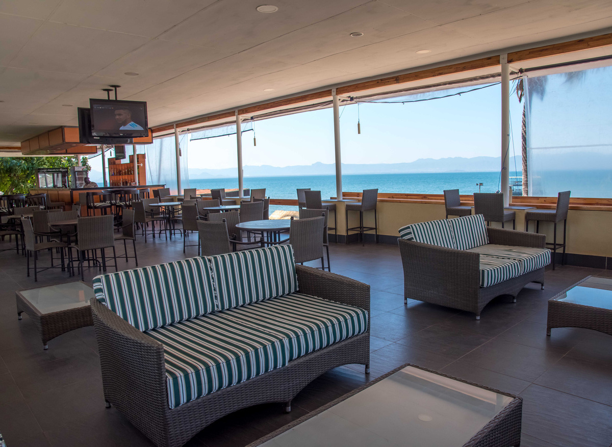 Sunbird Nkopola - Malindi bar views