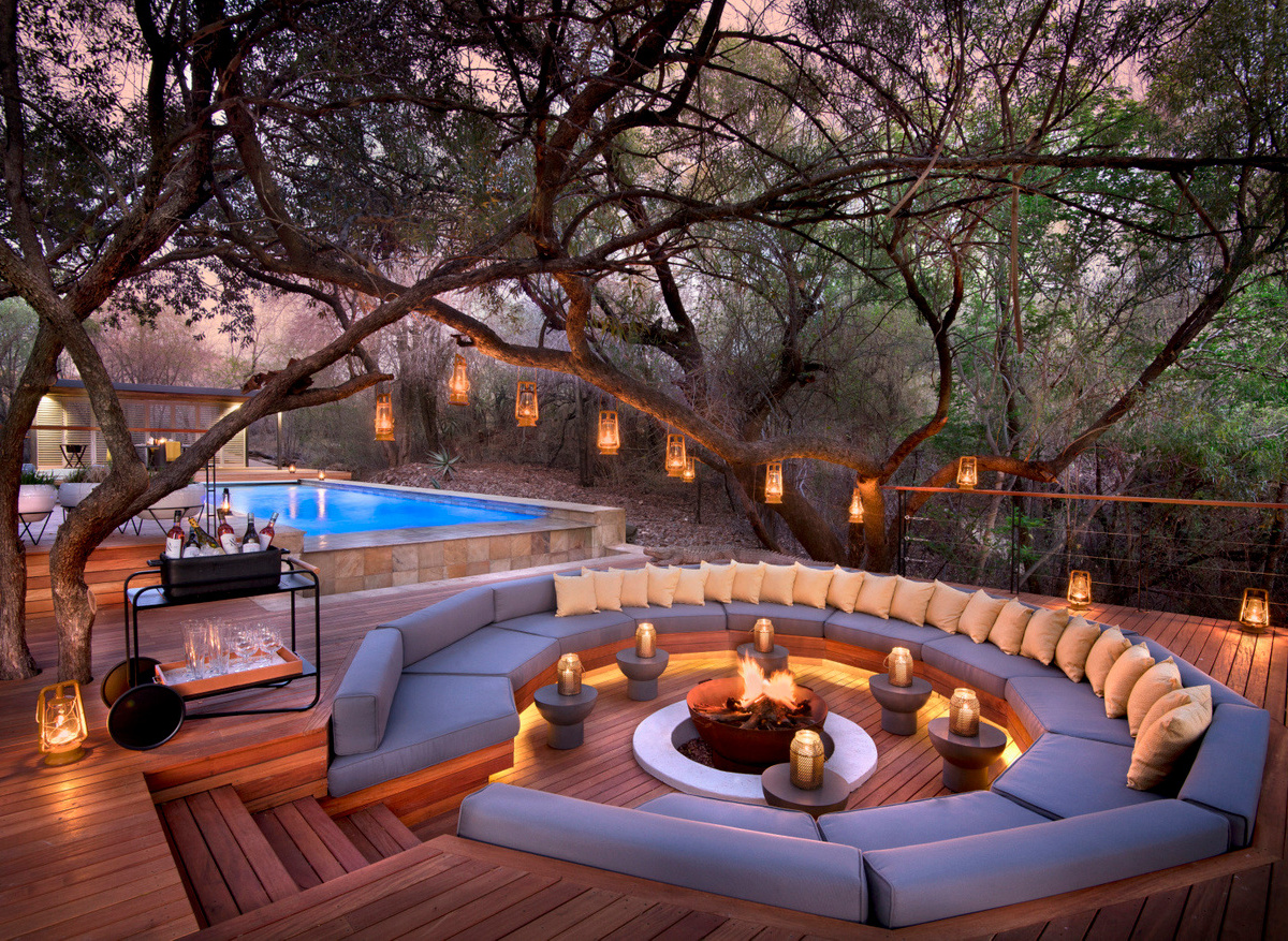 Morukuru Owner House - firepit and pool