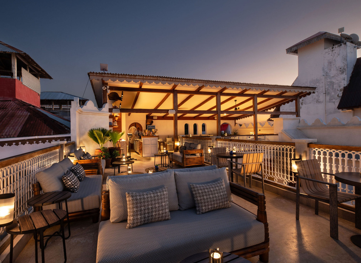 Views Rooftop bar & Restuarant.