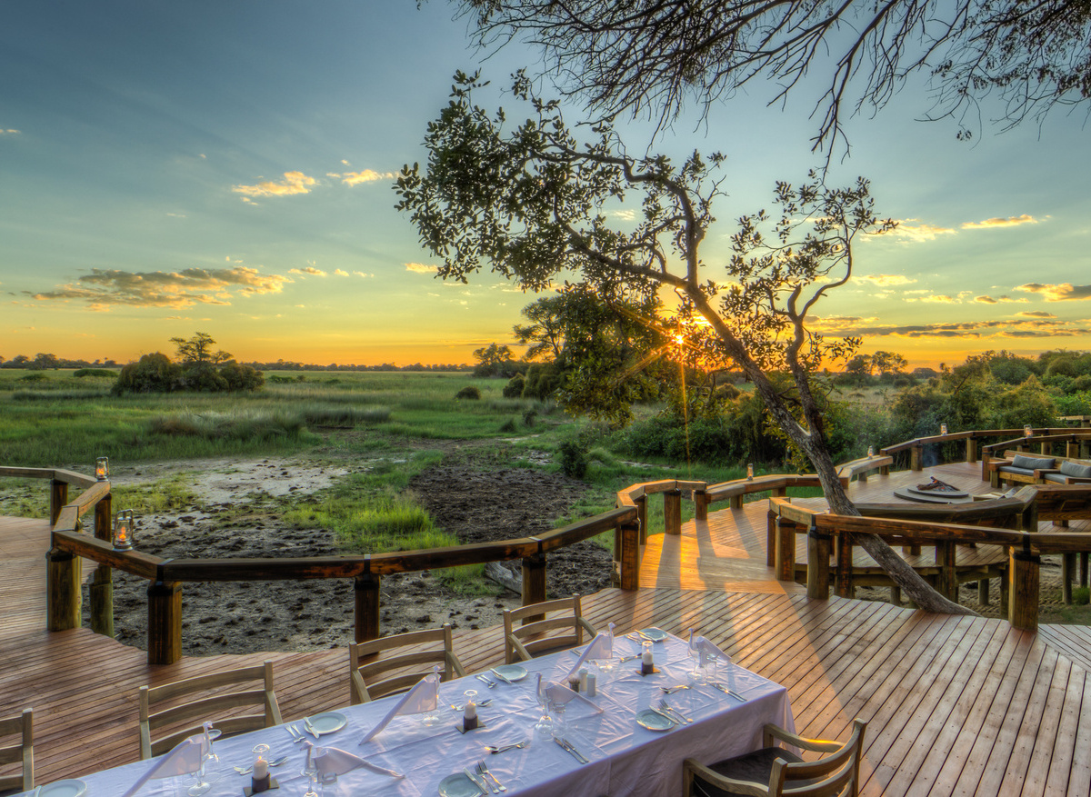 Camp-Okavango-Outdoor-Dining.jpg