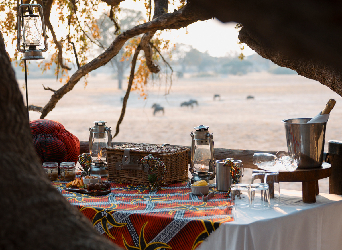 The Hide_ Sleepout_The Dove's Nest dinner.JPG