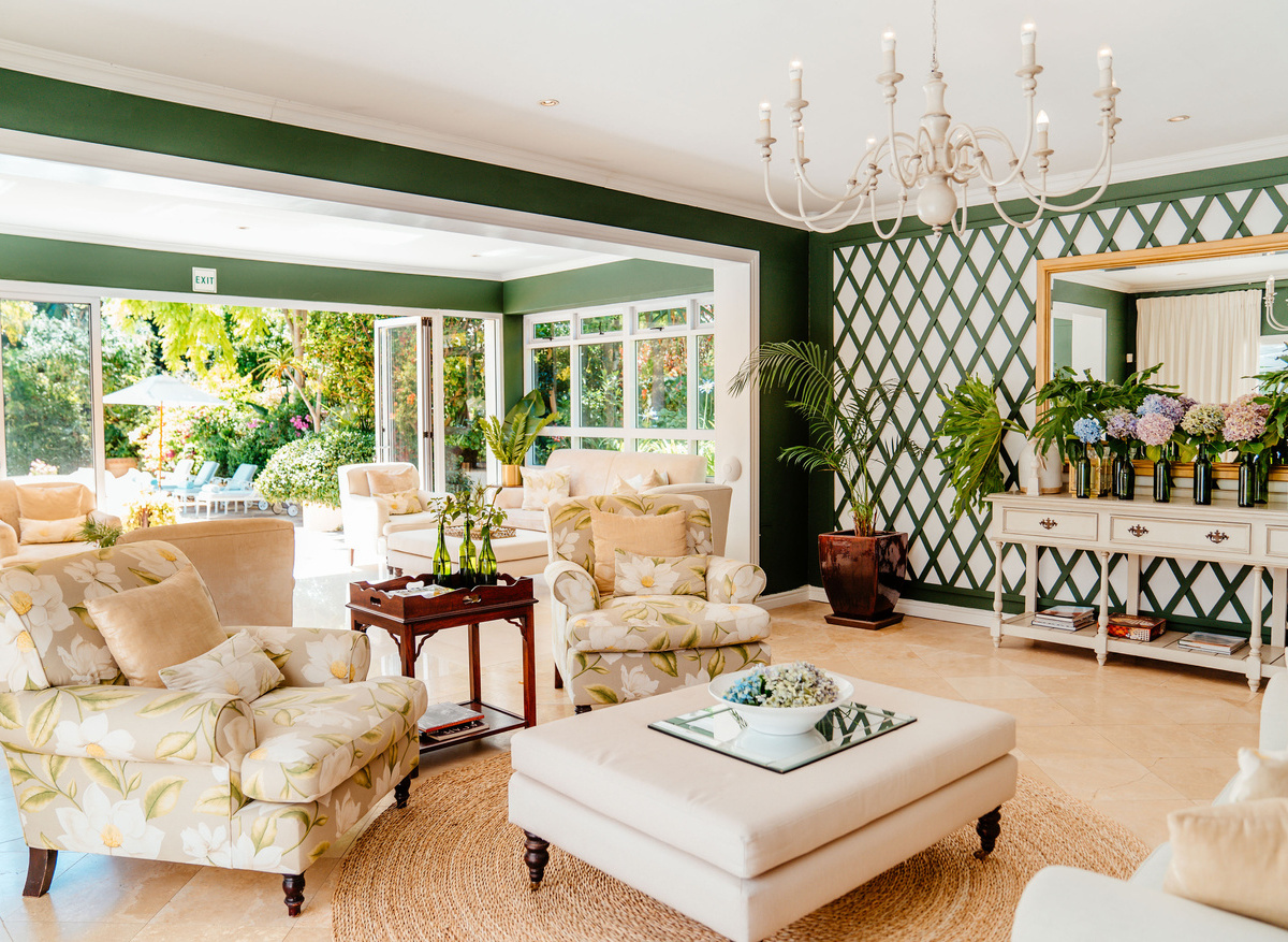 Last Word Constantia lounge and view.jpg